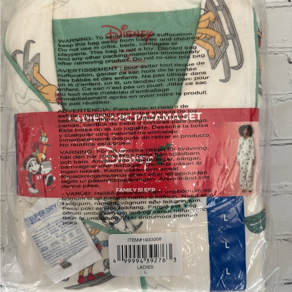 Disney NWT Ski/Winter Characters Women PJ Set Size Large Winter Pajamas - Picture 2 of 4